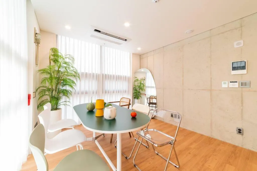 Image of Wave Family Suite #2