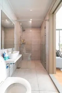 Image 3 of Wave Family Suite #4
