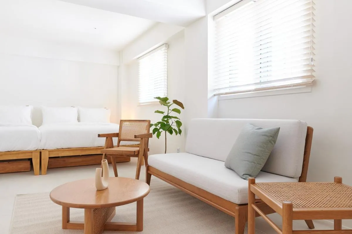Image 1 of White Linen House