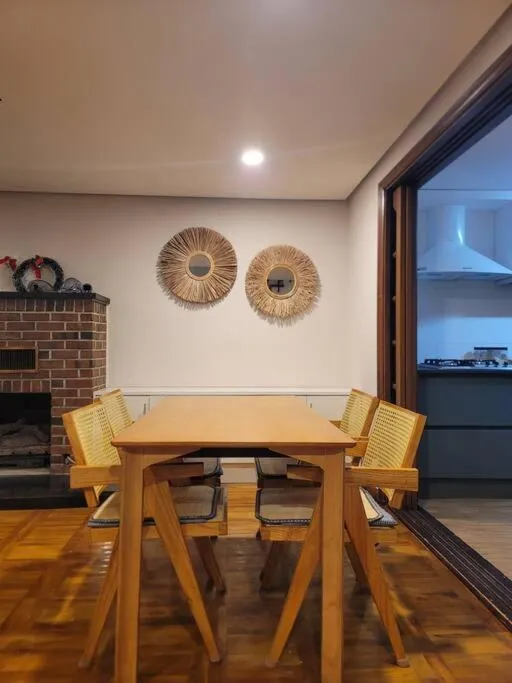 Image 4 of a comfortable detached house in the heart of the city