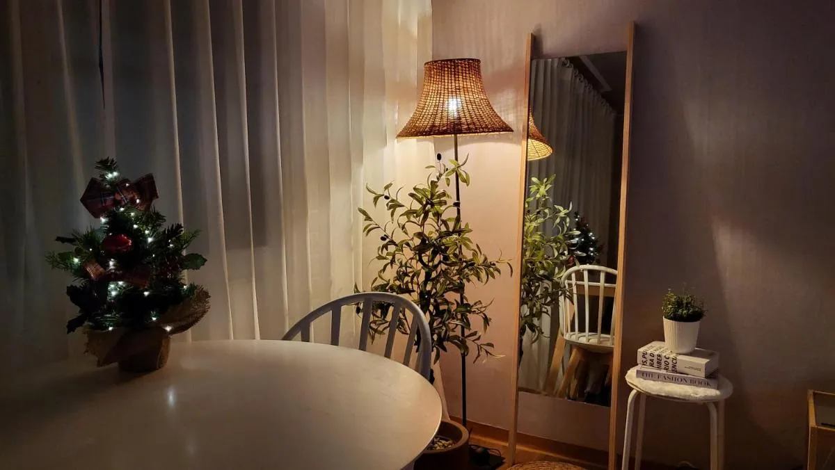 Image 2 of 홍대 인근 이대역 # Stay E202