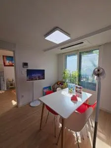 Image 3 of near Jamsil Coex Lotteworld – full option lovely house