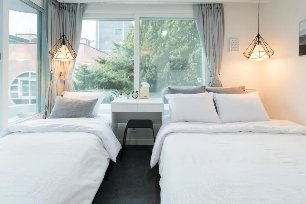 Image of neat house hongdae