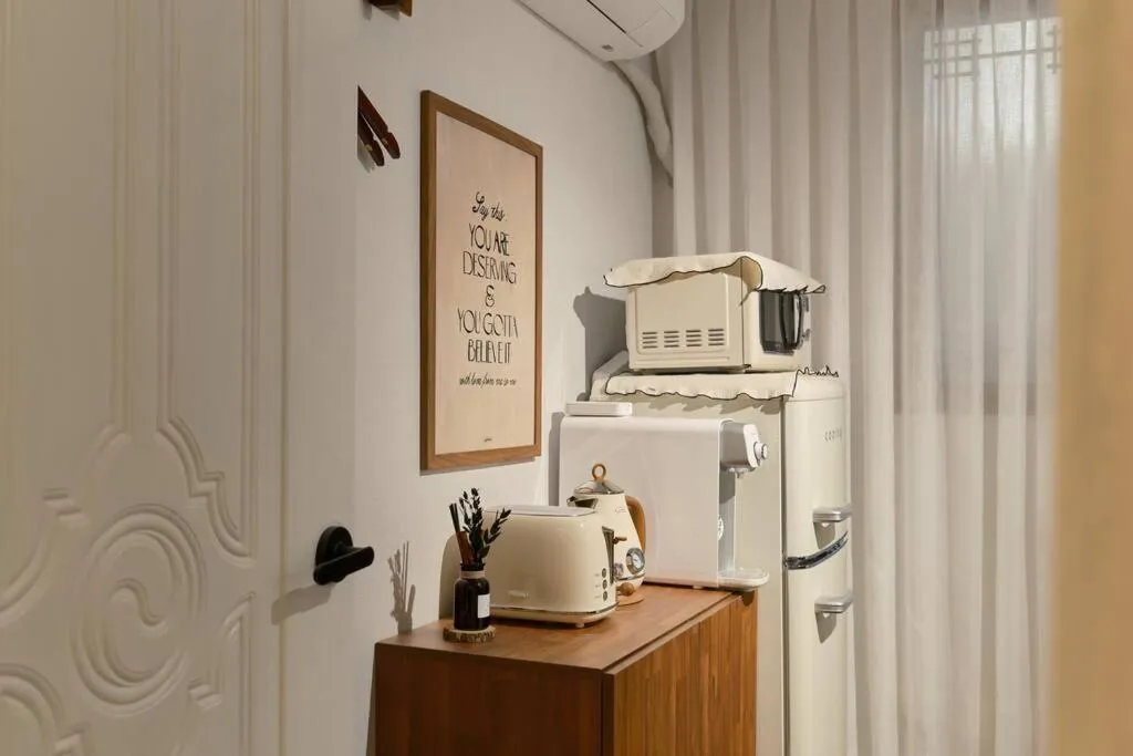 Image 2 of 서강대역2분#서울역15분#홍대입구1정거장#경의선숲길#걸어서 홍대