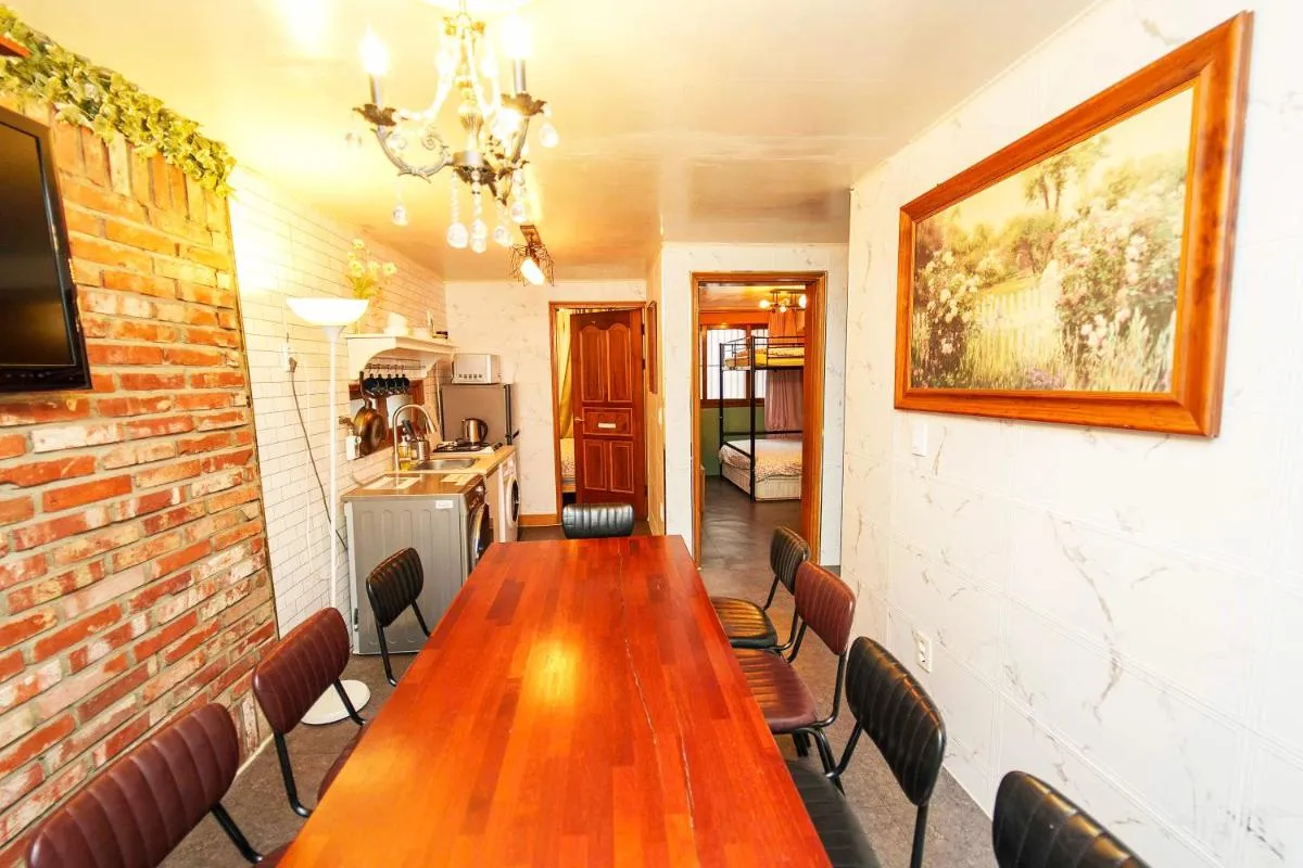 Image 2 of 1.Hongdae@ Cozy house 5room.4bath.