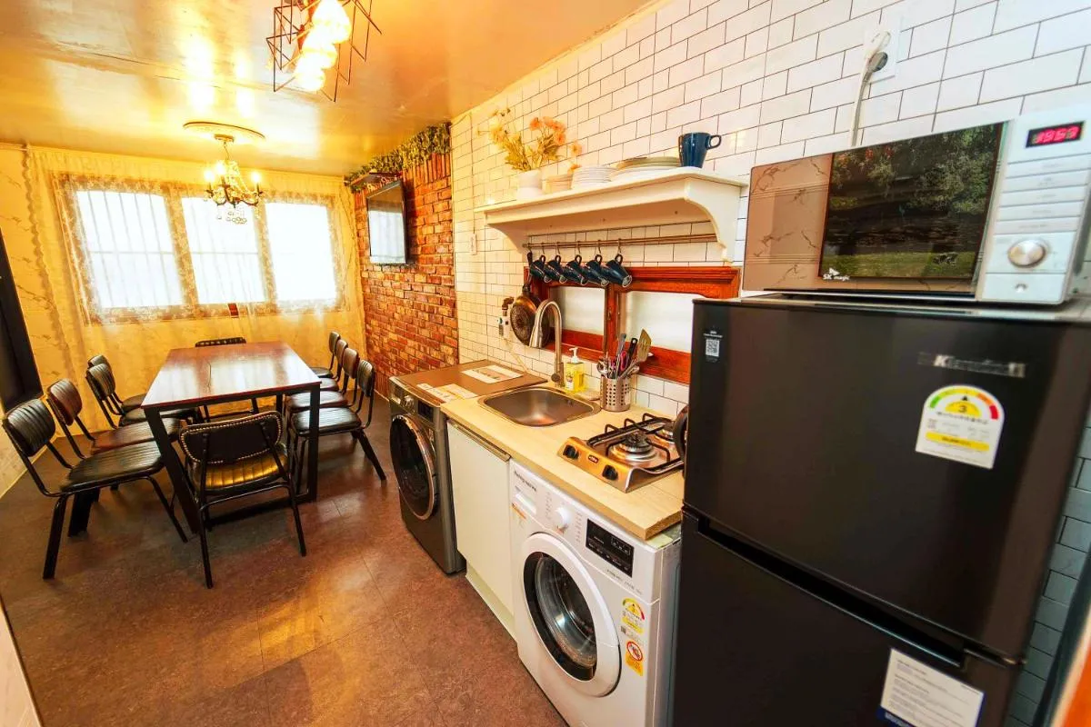 Image 6 of 1.Hongdae@ Cozy house 5room.4bath.
