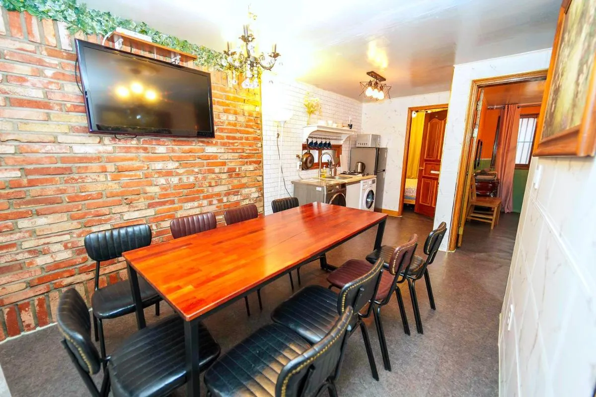 Image 3 of 1.Hongdae@ Cozy house 5room.4bath.