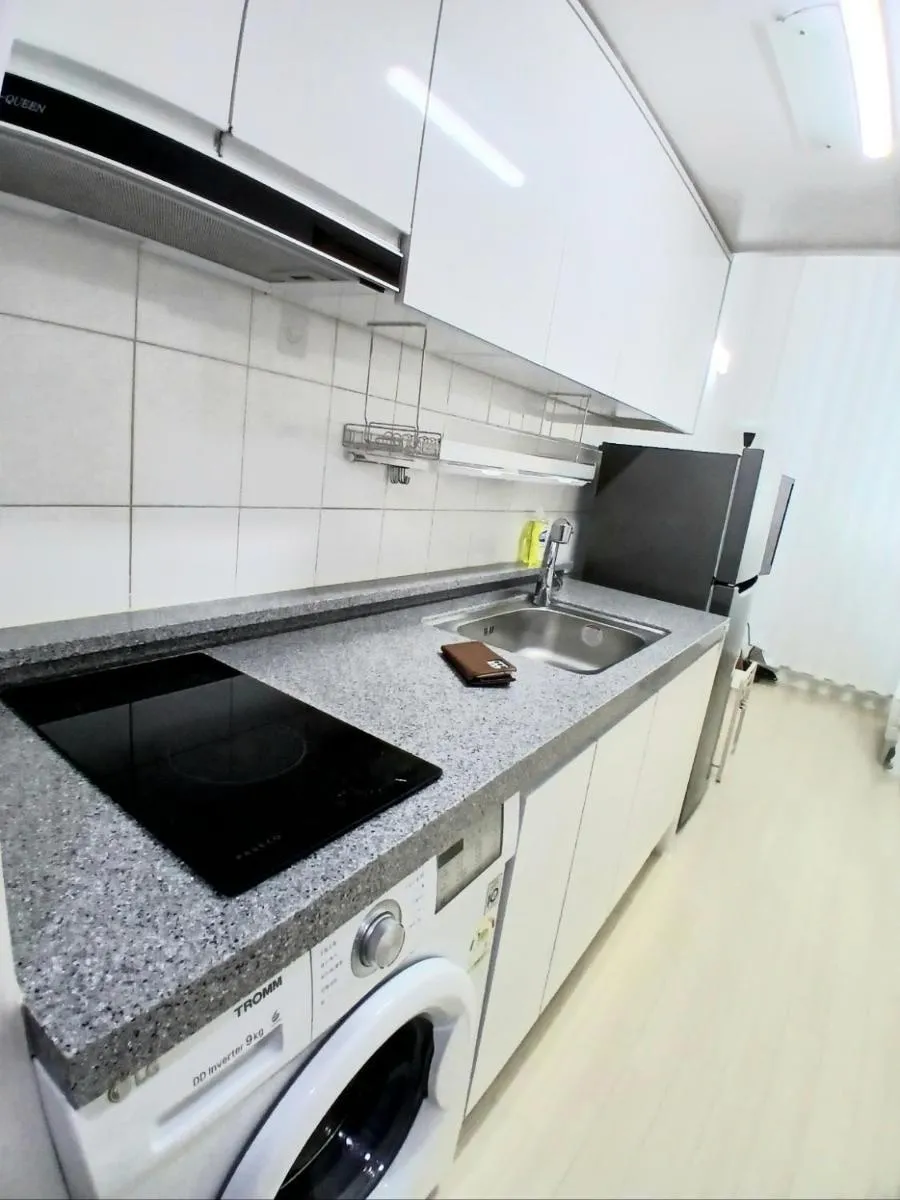 Image 5 of 6호선 봉화산역 옆 서울의료원