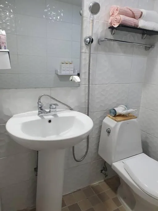 Image 4 of AREX Hongik Unit 101