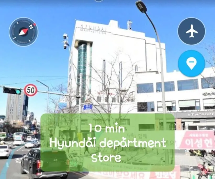 Image 1 of AREX Hongik station 3min