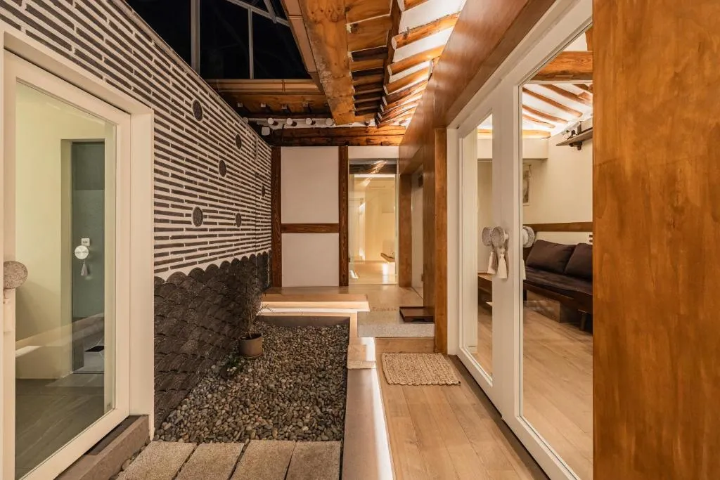 Image of Alley Haven