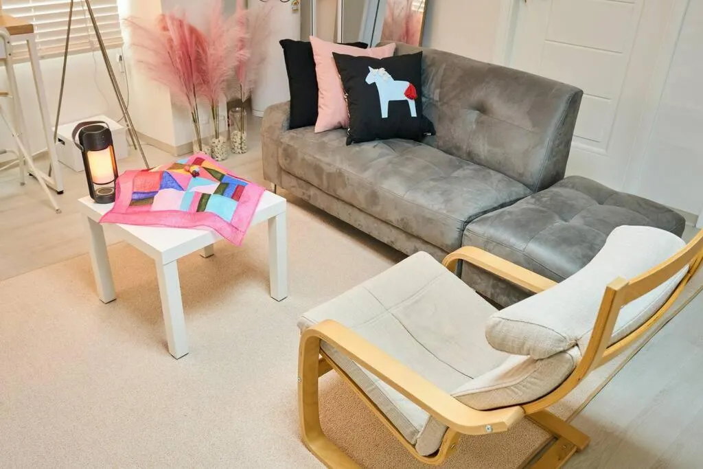 Image 6 of Best, Pick-up Svc, Private, 3 rooms, Hongdae