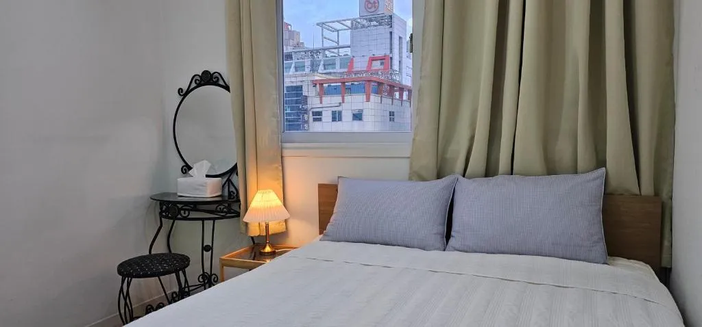 Image of Blue home
