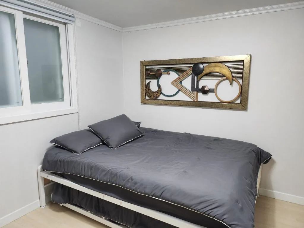 Image of Brand New 2 Bedroom Apartment #6