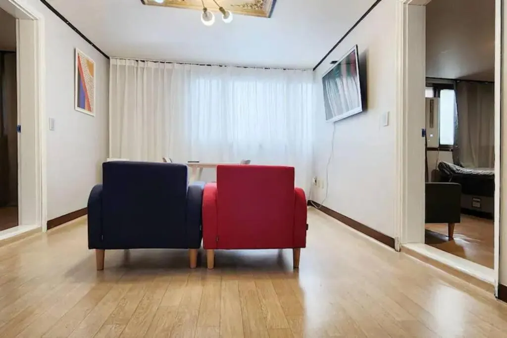 Image 2 of C-3 White Linen House