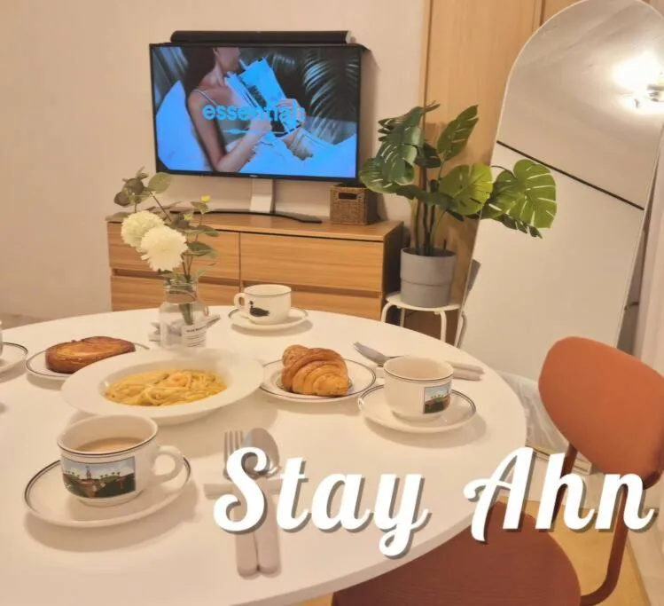 Image of Center of Seoul, Seoul National Univ, Boramae hospital two room