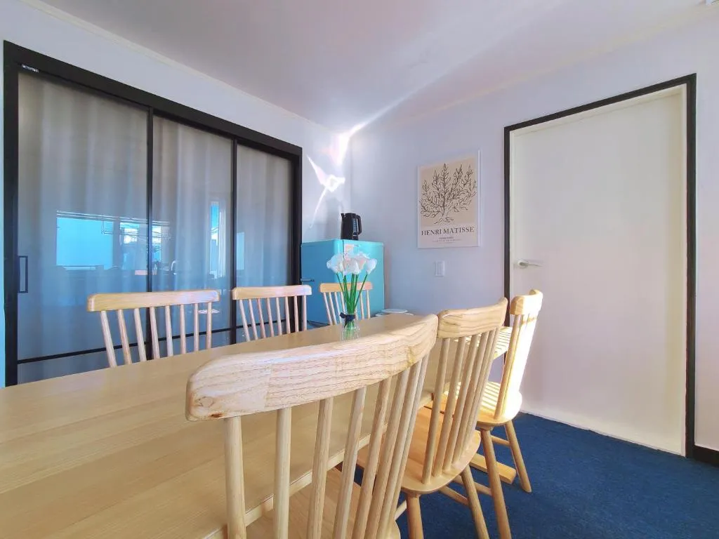 Image of CityTiger 신규, 상왕십리역3분, 미니영화관, 5인, 3bed
