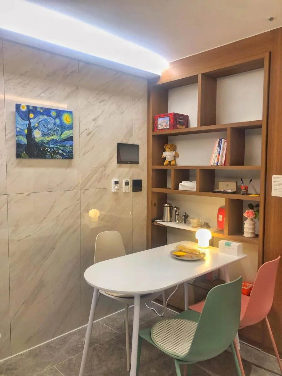 Image 4 of Cookie House