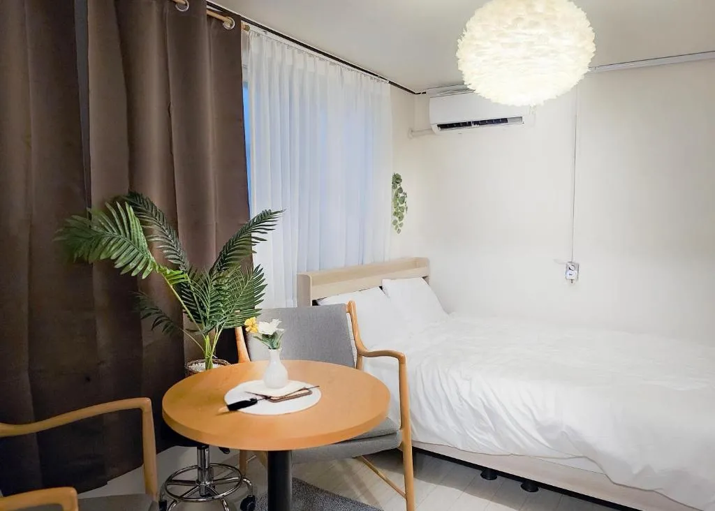 Image of Cozy M Hongik,Univer 6min, Sinchon Station 4min, cozy, confortable