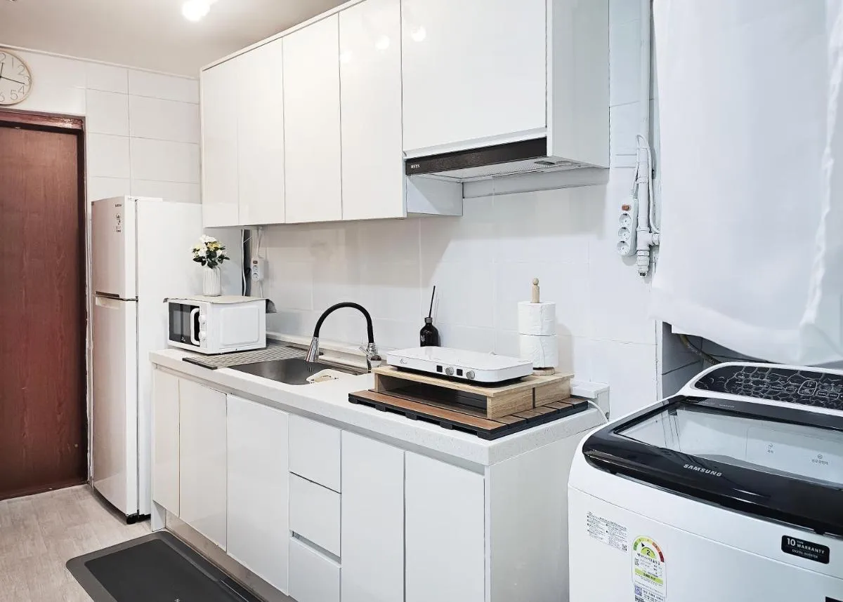 Image 5 of Cozy M Hongik,Univer 6min, Sinchon Station 4min, cozy, confortable