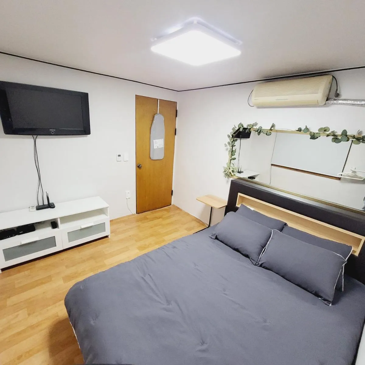 Image 3 of Cozy Private Home Newly Renovated #3