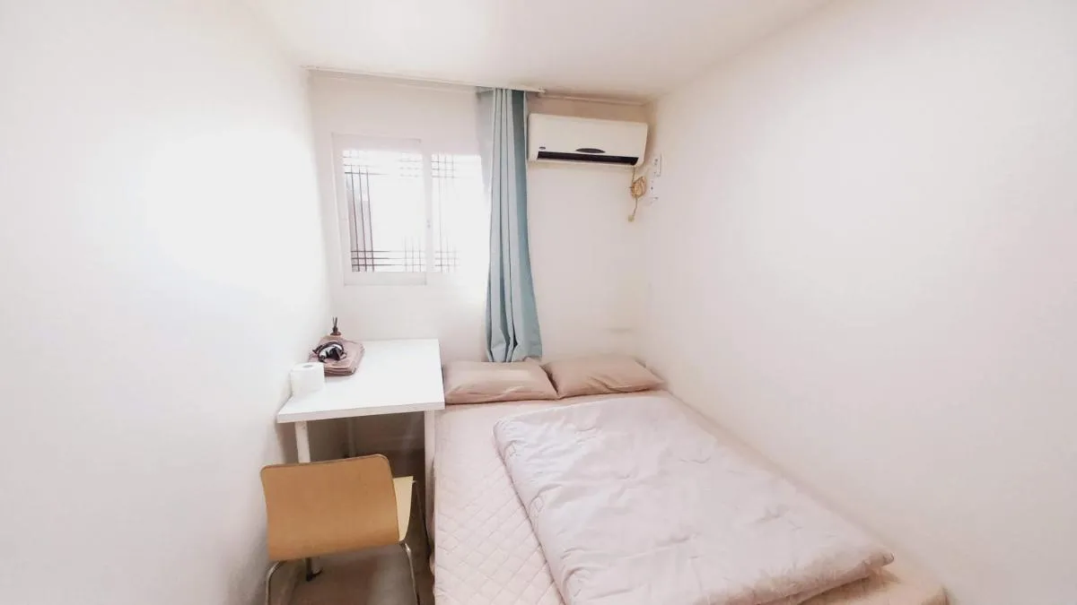 Image 2 of G Yongsan Inn
