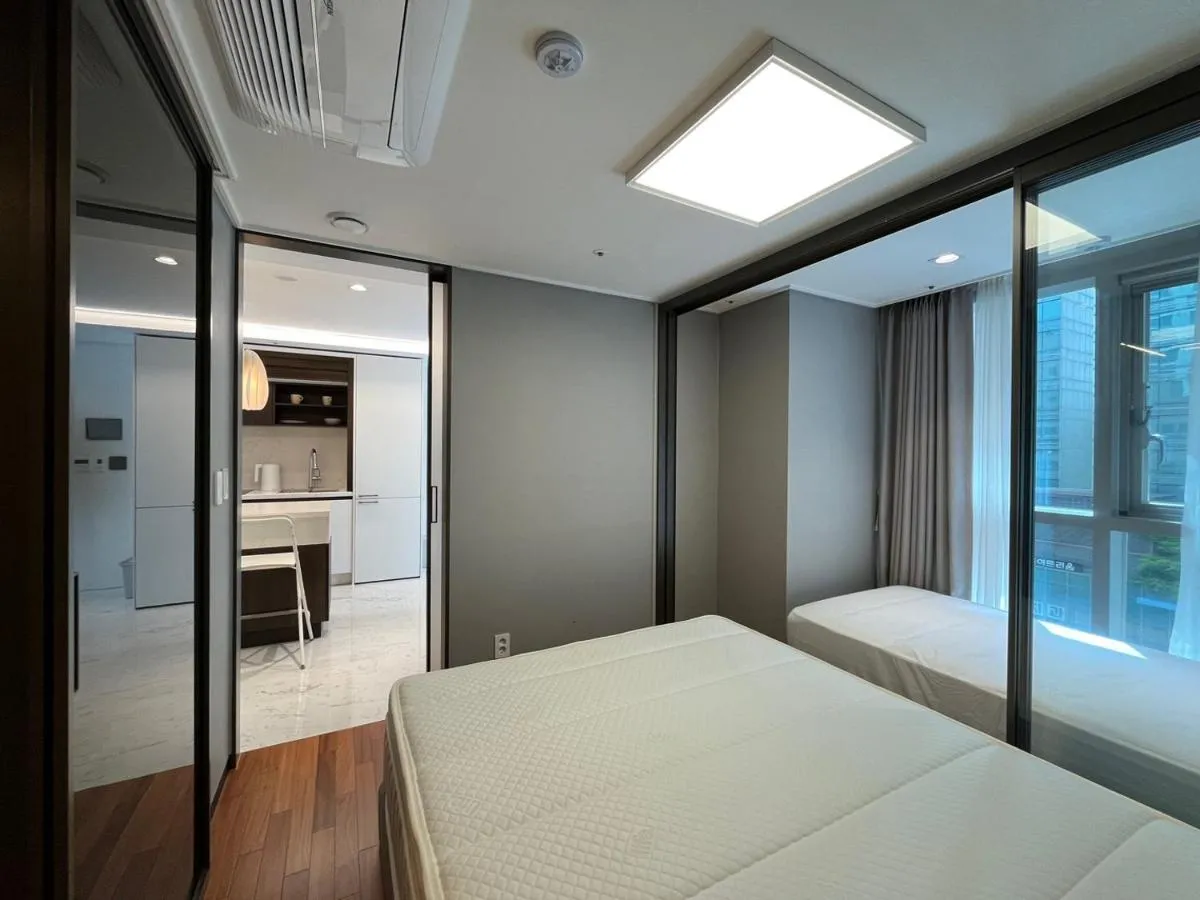 Image 6 of Gangnam Luxury House