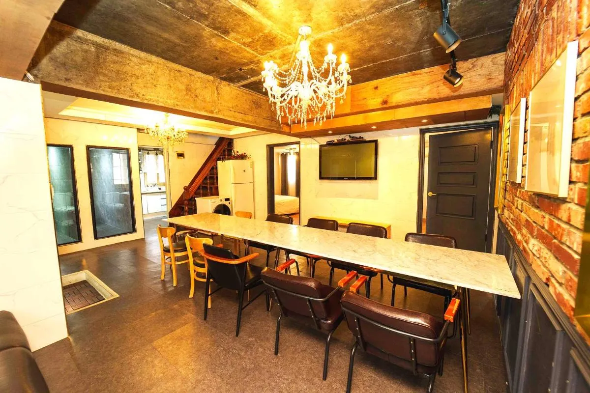 Image 5 of Gu & Anne House Sinchon