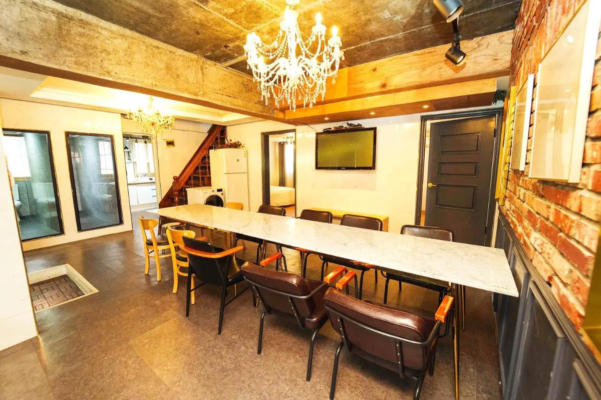 Image 6 of Gu & Anne House Sinchon