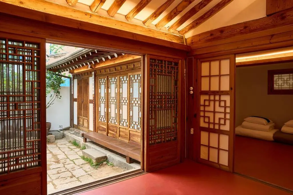 Image of Hanok Angnid Gongian