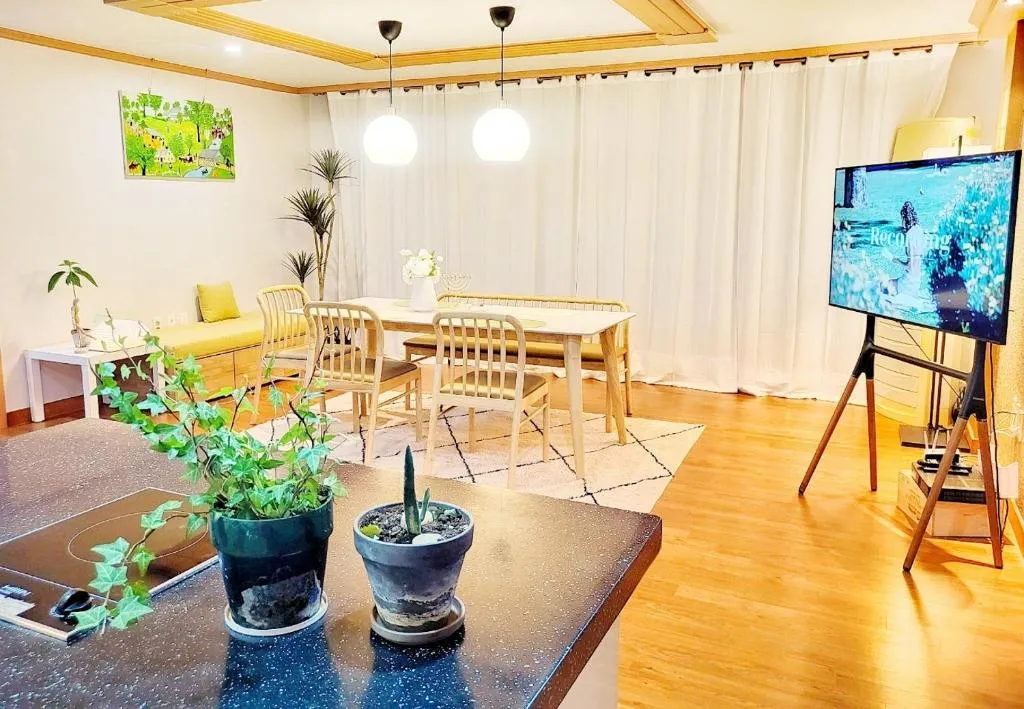 Image of Homey 무료주차 넓은숙소 그룹여행