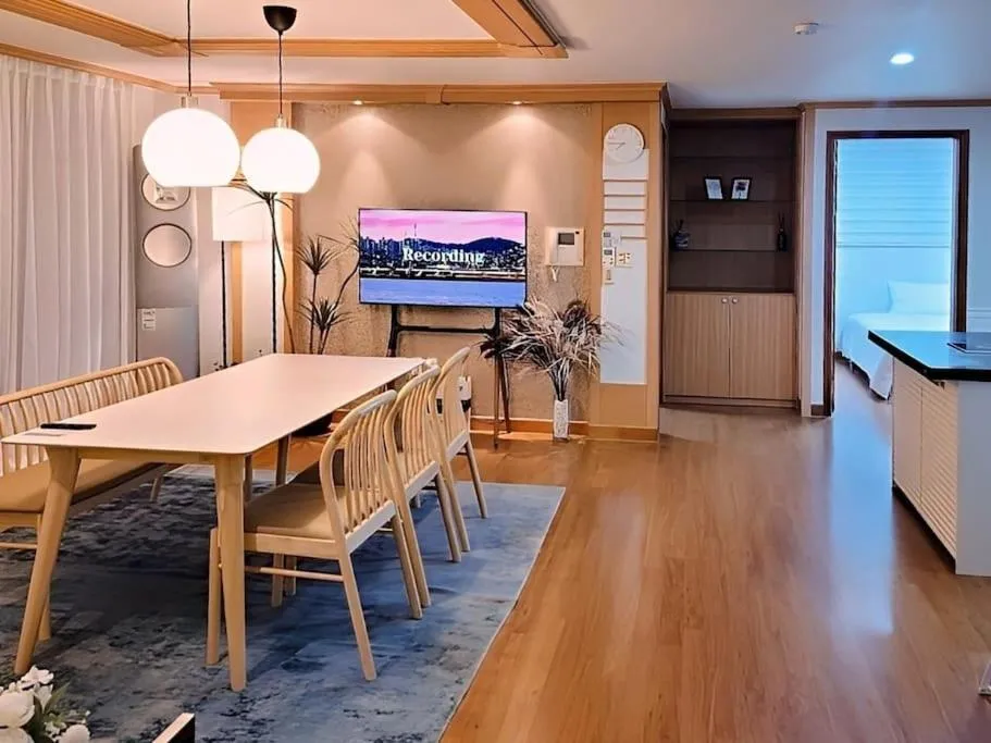 Image 2 of Homey 무료주차 넓은숙소 그룹여행