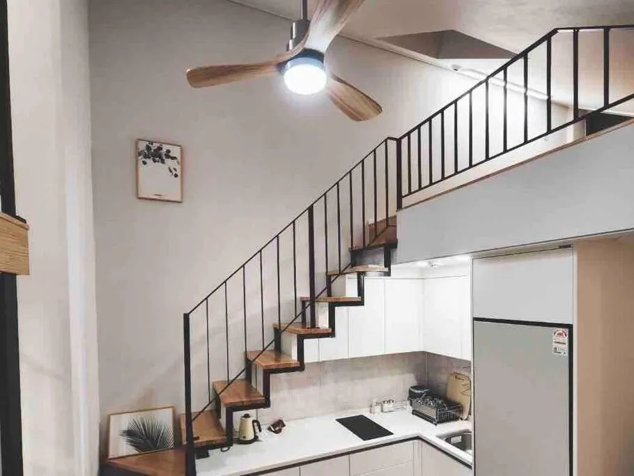Image of Hongdae 10mins, HapJeong 5mins, AirportBUS 5mins, Largo House SEOUL- Foreigner only