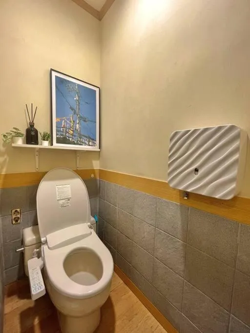 Image 2 of Hongdae House