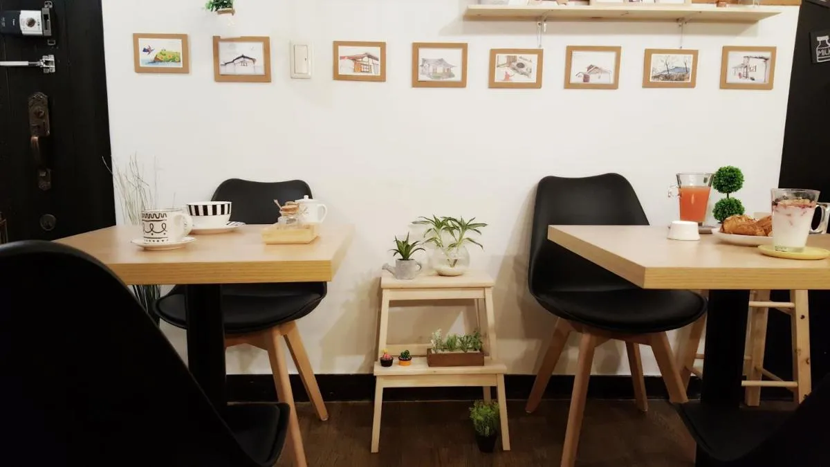 Image 2 of Hongdae Mainstreet Two Room House