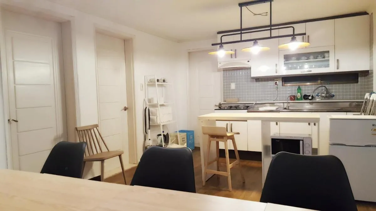 Image 5 of Hongdae Mainstreet Two Room House
