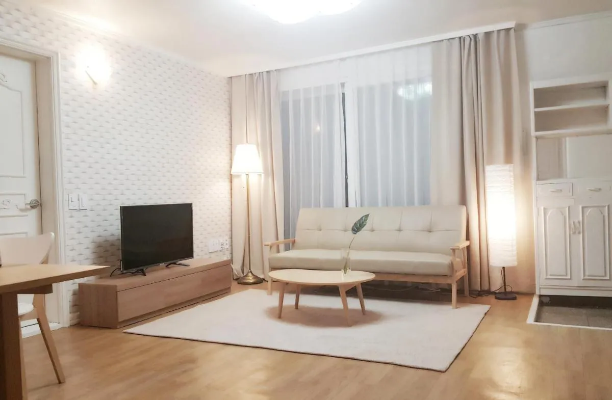 Image 2 of Hongdae Zoe Three Room House
