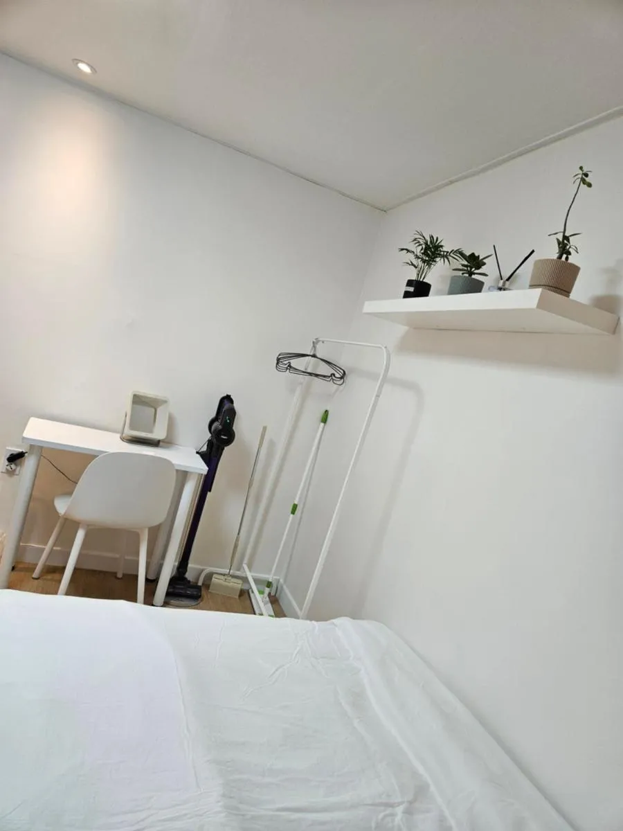 Image 6 of Hongdae ssuny house