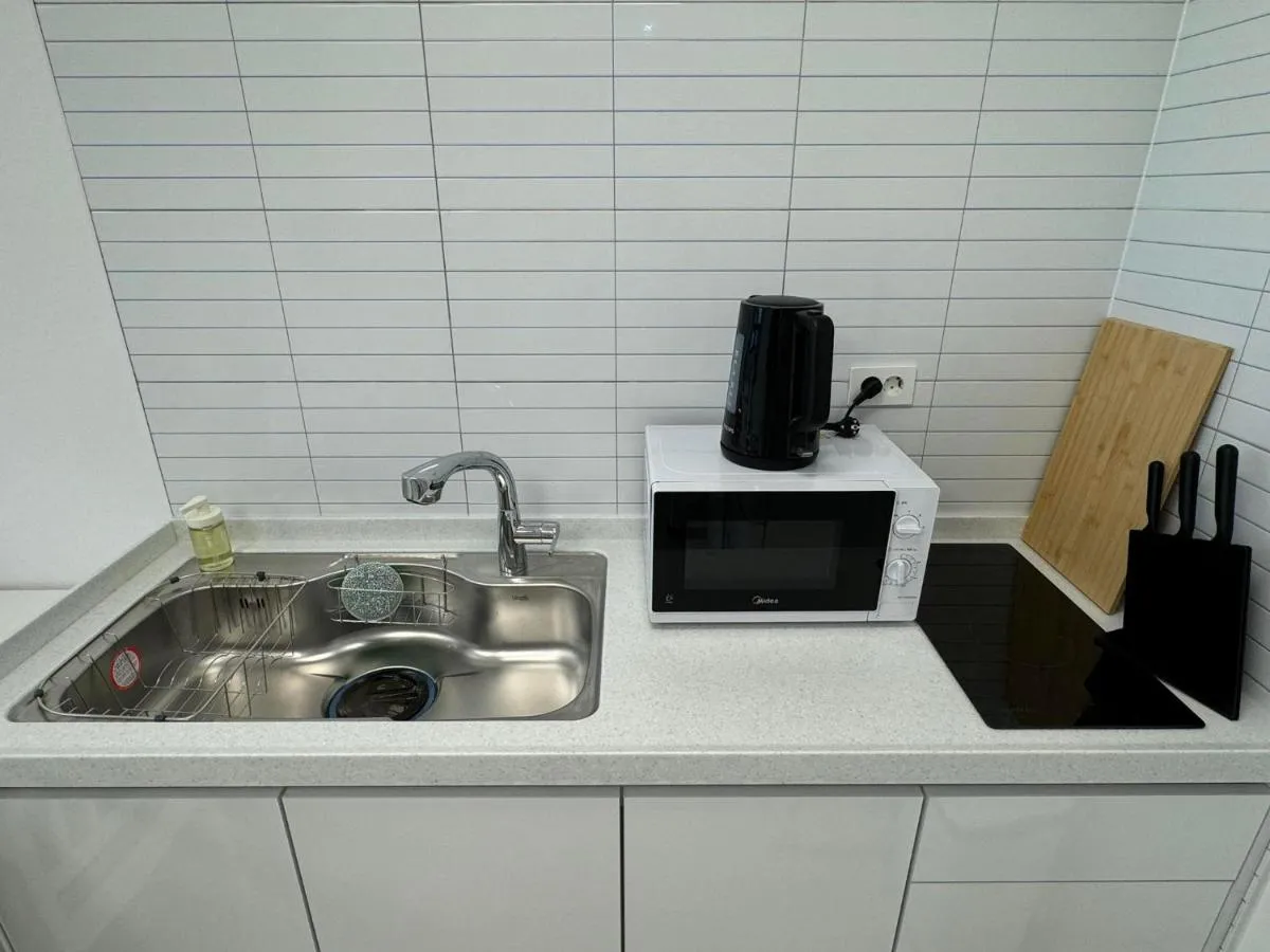 Image 1 of Hongdae sub 1min