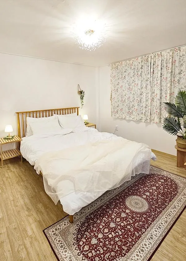 Image 3 of Hue Stay Hongdae