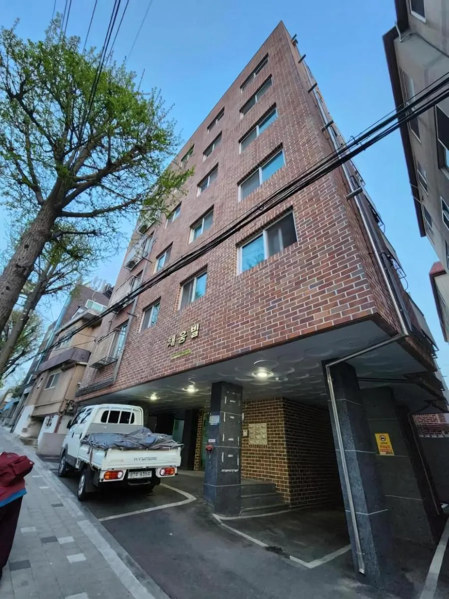 Image 3 of JW’s Bukhansan Healing Stay II