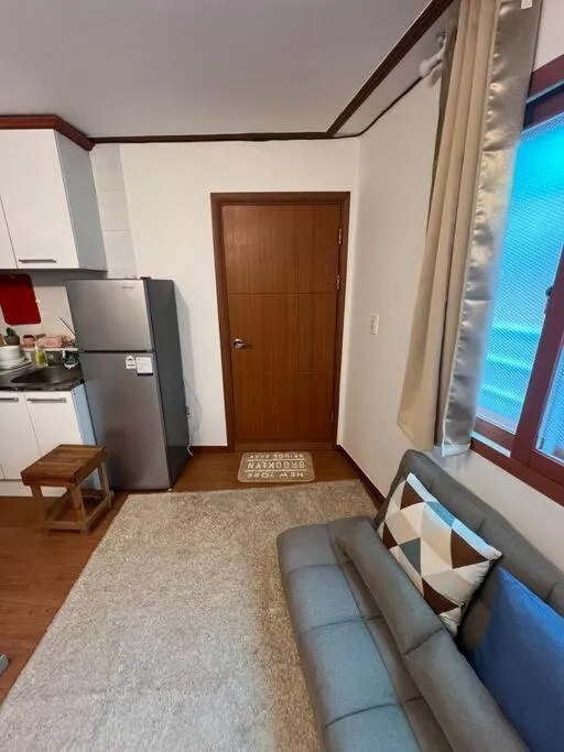 Image 5 of Jin house
