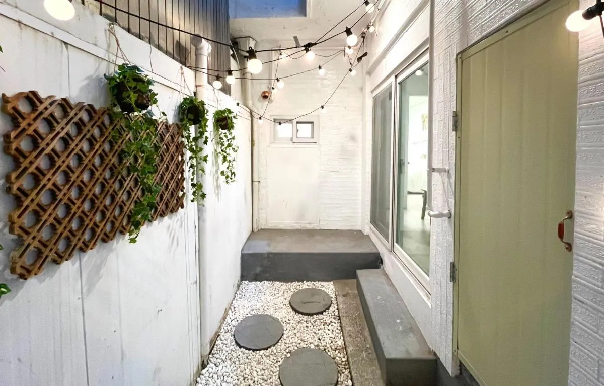 Image 2 of Jongno 03