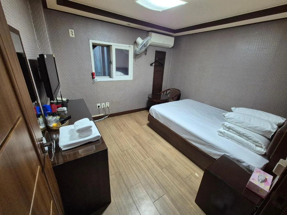 Image 6 of Joyful Stay