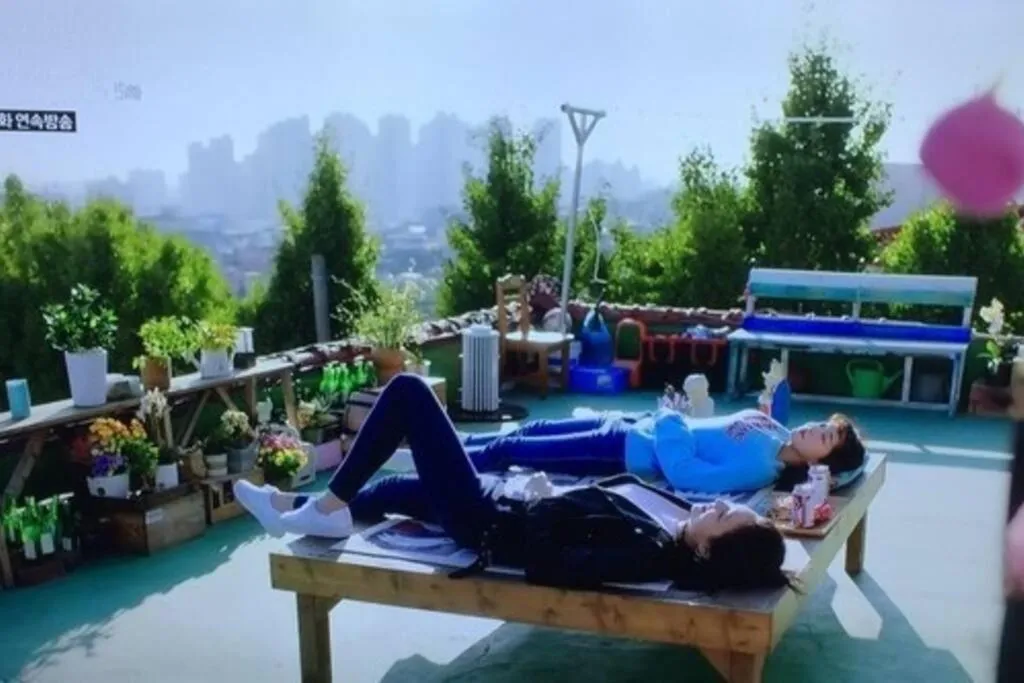 Image 2 of K-rooftop Nodeul House