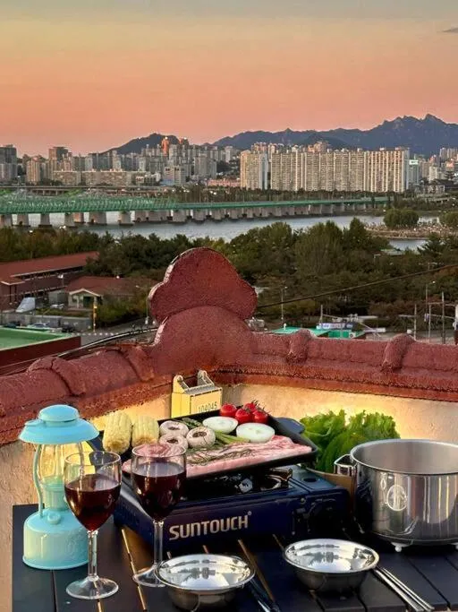 Image 3 of K-rooftop Nodeul House