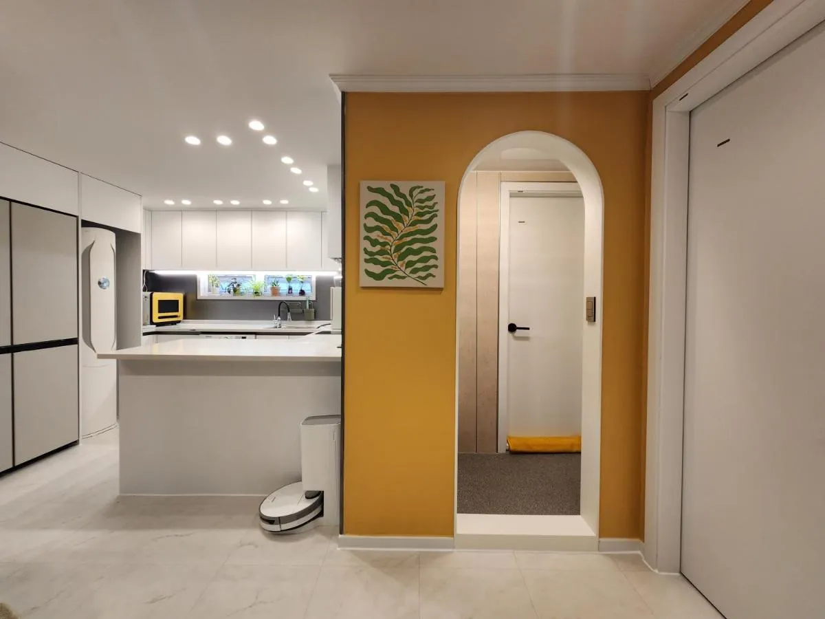 Image 5 of Maison de Pepperoni