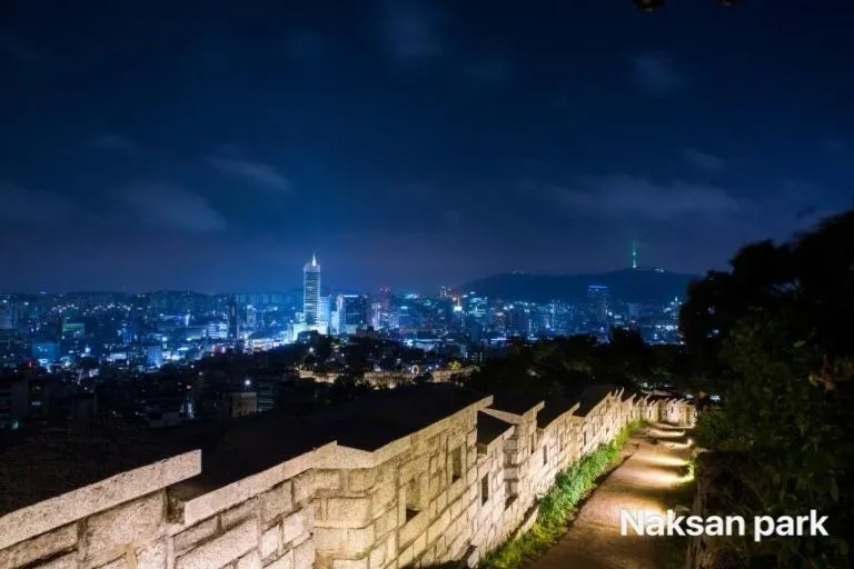 Image 1 of NEW Wool Stay – 3mins to Hyehwa Station on foot