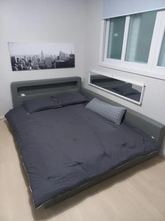 Image of Newly Renovated 2 Bedroom Apartment #7