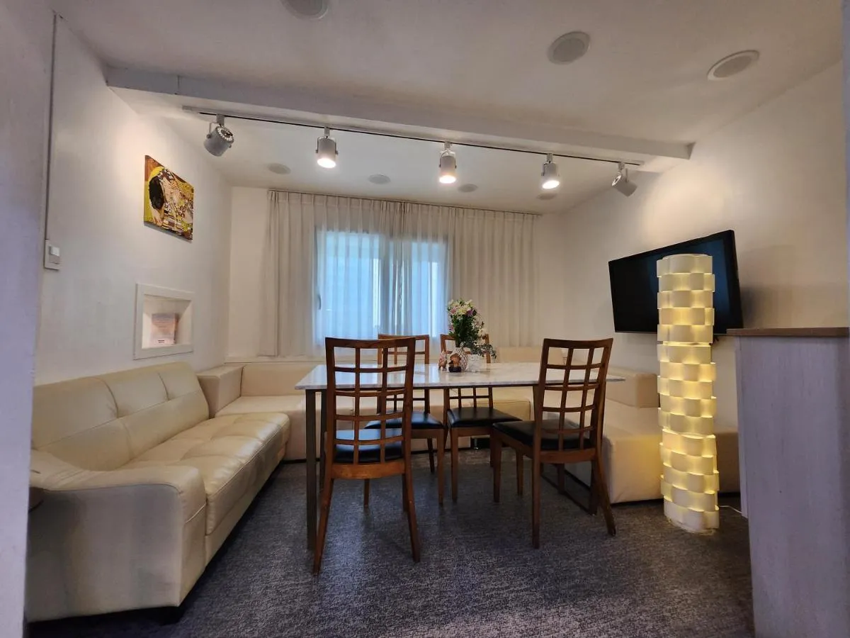 Image 1 of Olive hostel W
